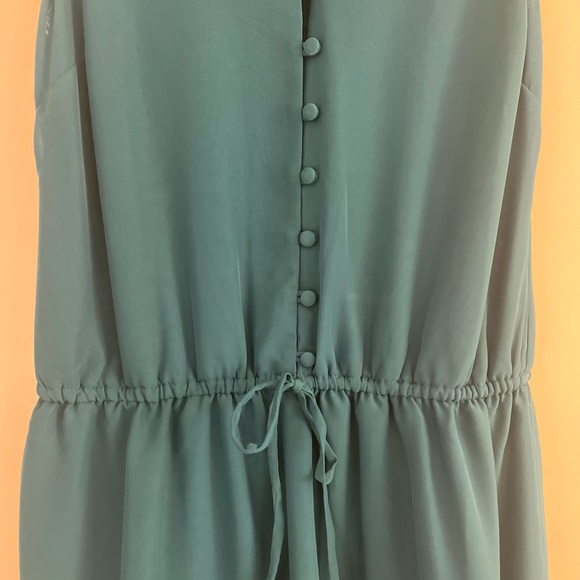 Sleeveless Dress with button front and ruffle neck TAGS ON - Picture 4 of 7